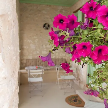 Apartamento Klytia Chalki Town